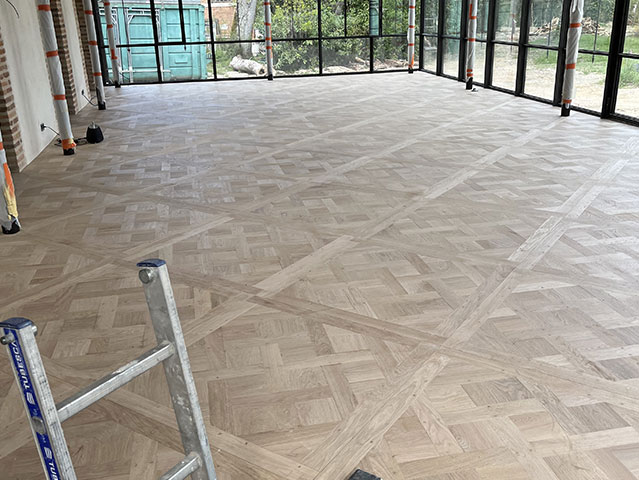 Pose de parquet massif dans le Loiret (45)