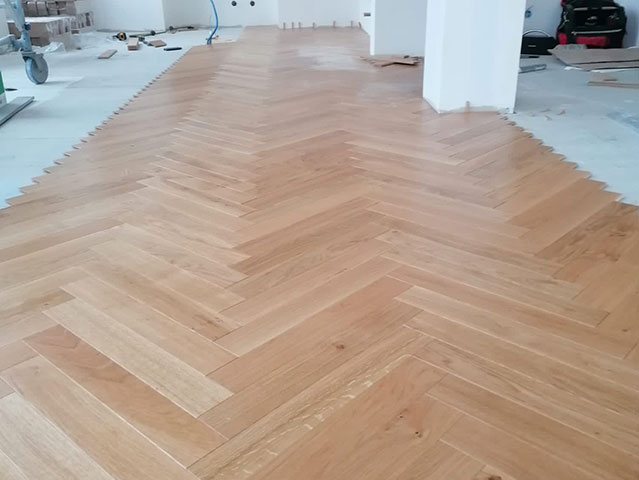 Pose de parquet pour particuliers à Fleury-les-Aubrais