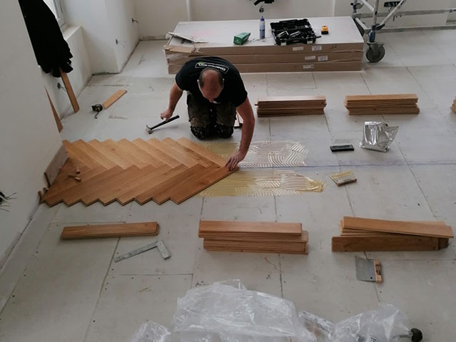 Réfection de parquet à Fleury-les-Aubrais